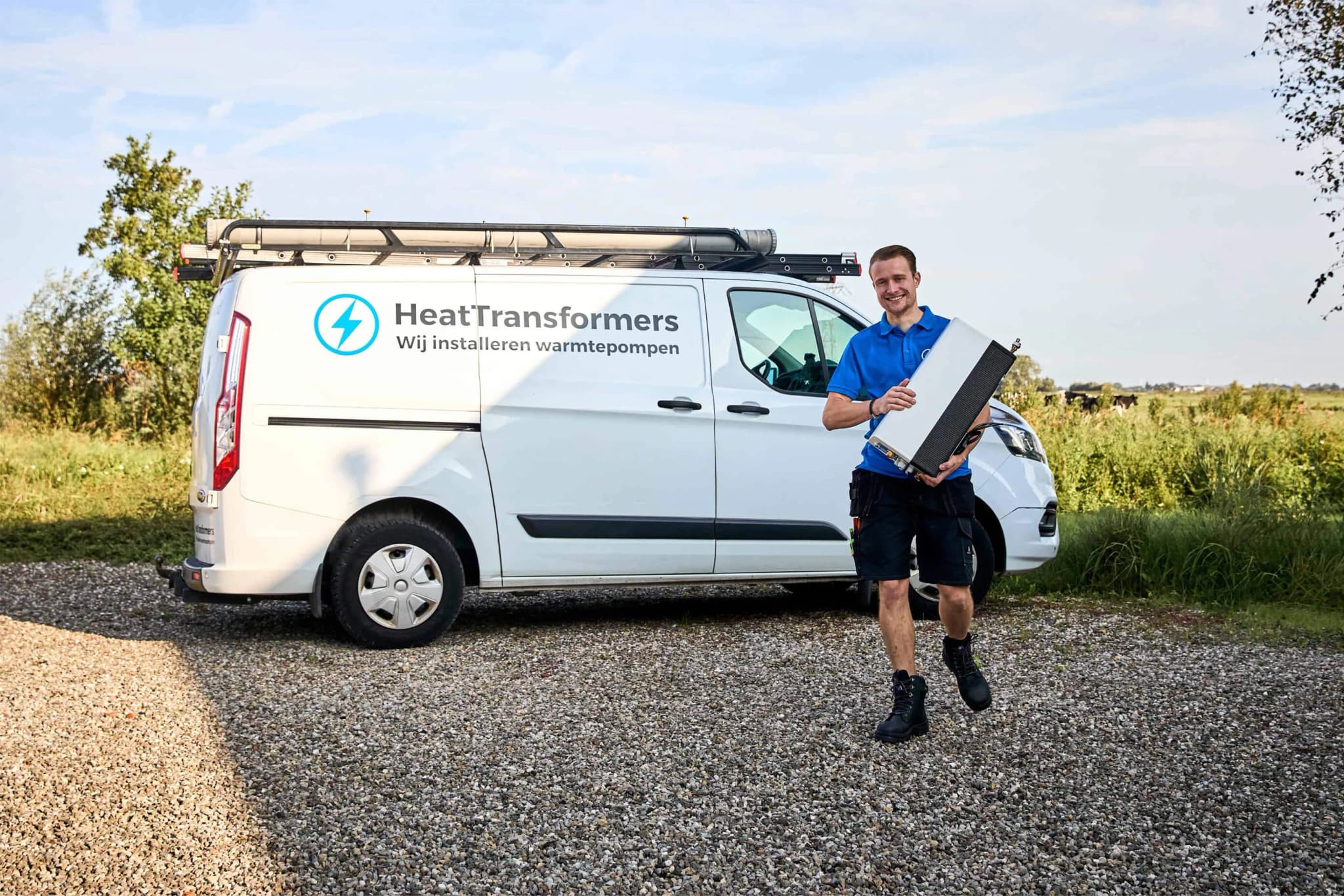 Installer with heat pump